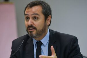 Polícia Federal trabalha sem viés político e sem perseguir ou proteger, diz diretor Andrei Rodrigues
