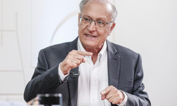 Alckmin diz que pauta-bomba é contra a população e defende atuação do STF