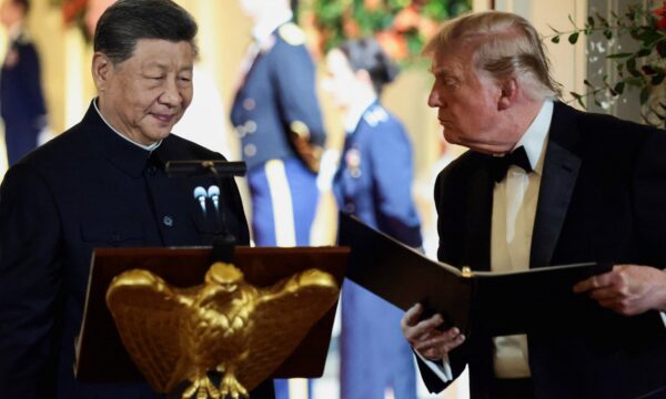 China e EUA concordam com corte de tarifas de R$ 156 bilhões, diz Pequim