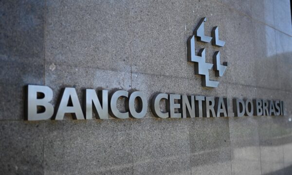 Transferência acima de US$ 10 mil por 'cripto' terá de ser comunicada ao Coaf