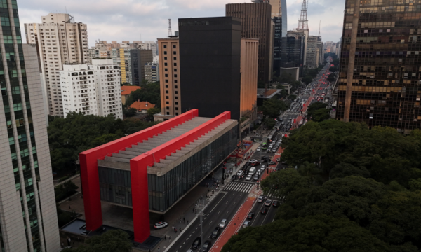 XP vê “ressaca” antes da hora na economia e derruba projeção do PIB de 2026