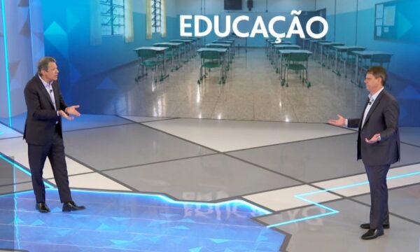 Discussão nacional dá o tom em debate sem disputa real entre Tarcísio e Haddad
