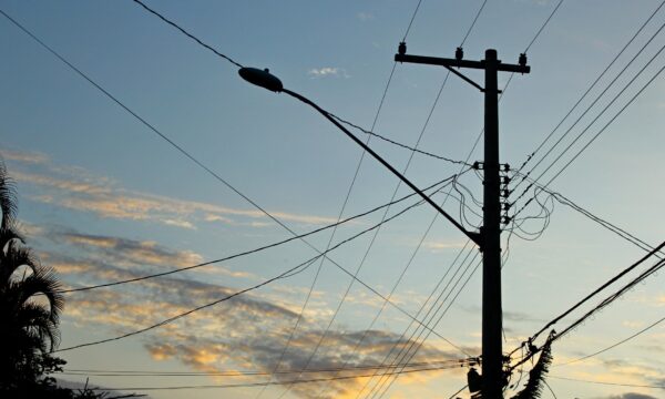 “Posteiro” pode elevar conta de luz em pelo menos R$ 2,4 bilhões