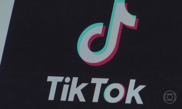 Usuário do TikTok tem câmera e fotos acessadas em ataque com ajuda de IA