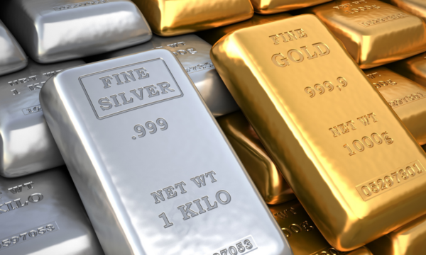 Ouro ganha força com aumento da aversão a risco global e fecha em alta