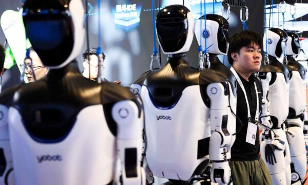 Ações da chinesa Unitree caem 53% um mês após estreia na Bolsa de Xangai