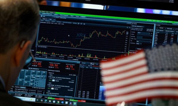 Wall Street avança de olho no Fed; Nasdaq bate máxima histórica com tech