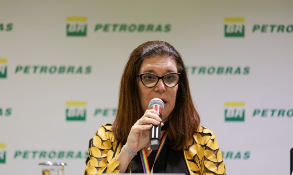 Presidente da Petrobras diz que petróleo encontrado é de 'boa qualidade' e não descarta novas descobertas no poço Morpho